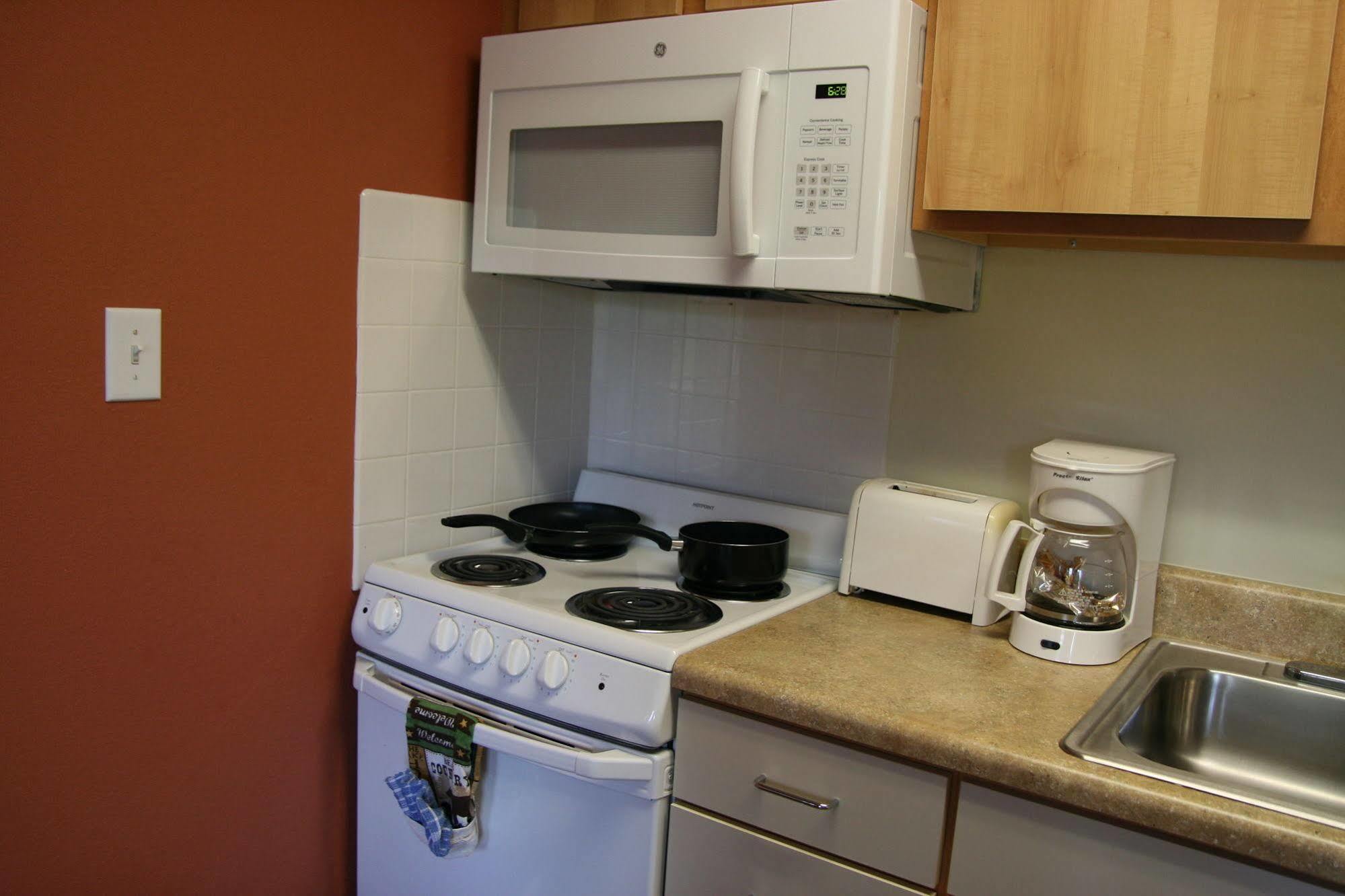 Affordable Suites Of America Фредериксберг Экстерьер фото